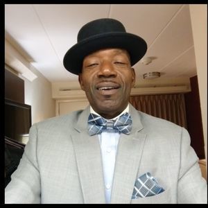 Meet your Posher, Macy